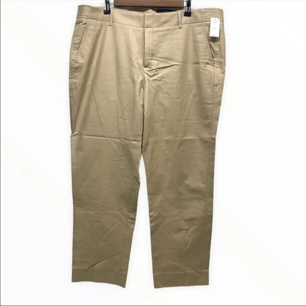Gap Womens size 16 Slim Crop in Khaki NEW